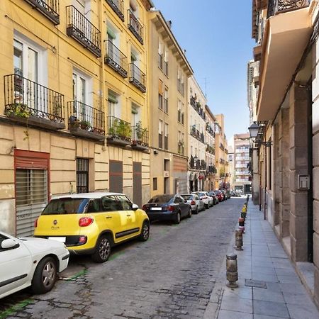 Modern 1 Bedroom Apartment Near Lavapies Madrid Exterior foto